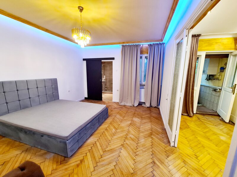 Sala Palatului - Cismigiu Inchiriere apartament 2 camere parter/6, centrala